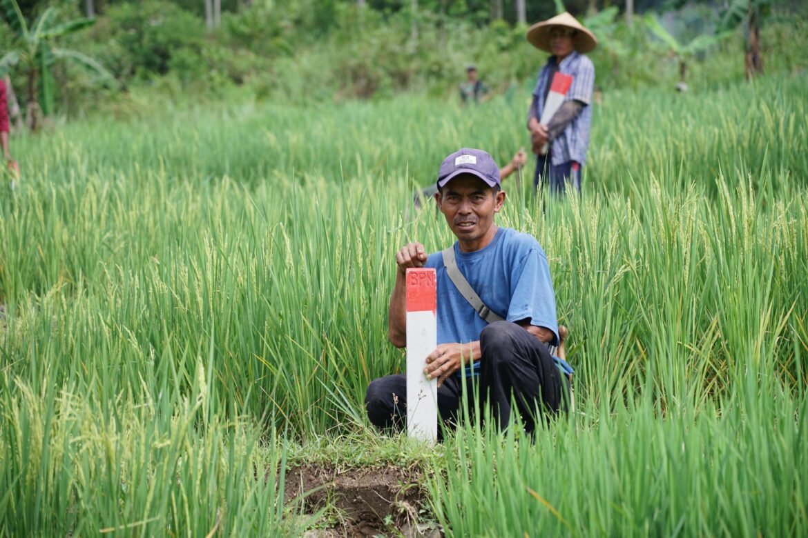 Kementerian ATR/BPN Dorong Partisipasi Masyarakat untuk Pasang Patok Batas Tanah Melalui GEMAPATAS