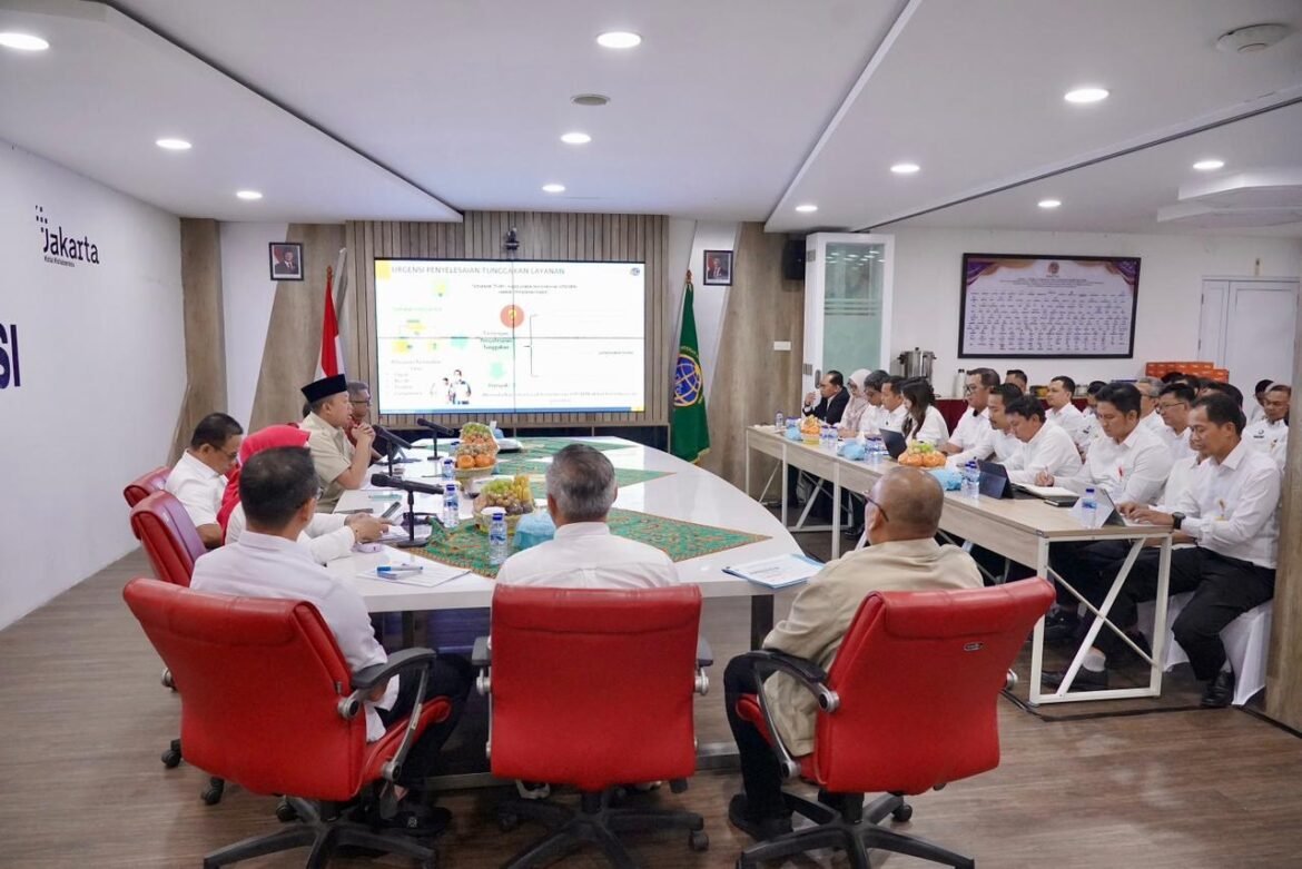 Menteri Nusron Ajak Pegawai Berkomitmen Bersama Tingkatkan Layanan Pertanahan