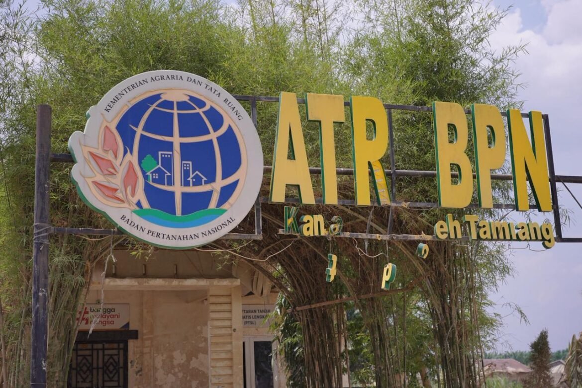 Kementerian ATR/BPN Pastikan Masyarakat Tetap Mendapatkan Pelayanan Pertanahan Pascabencana Hidrometeorologi