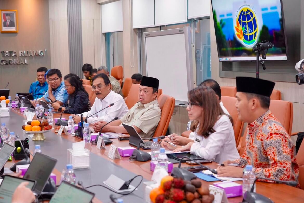 Menteri ATR/Kepala BPN dan Menteri PKP Sepakati Program Sertipikasi Gratis bagi Masyarakat Berpenghasilan Rendah